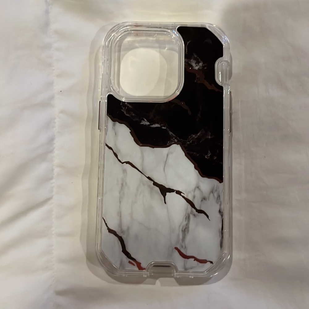 iPhone 14 Pro case